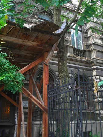 08_Kodaly museum entrance