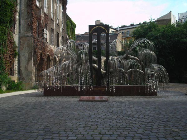 11_Holocaust memorial